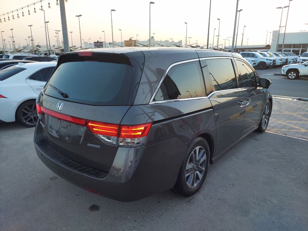 هوندا أوديسي TOURING