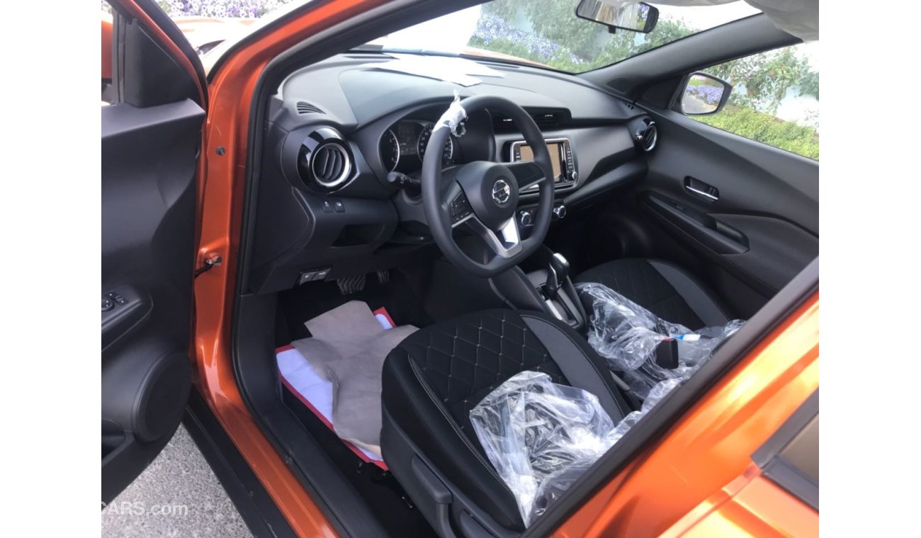 Nissan Kicks camera screen with navation