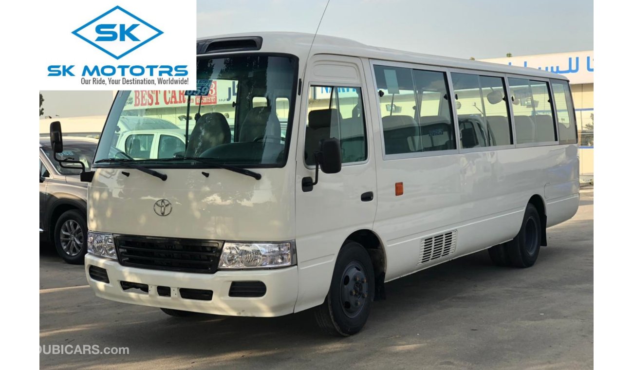 Toyota Coaster 4.2L DIESEL, Interior e Exterior Limpo, Especialmente para Angola, Grande Estoque Disponível.