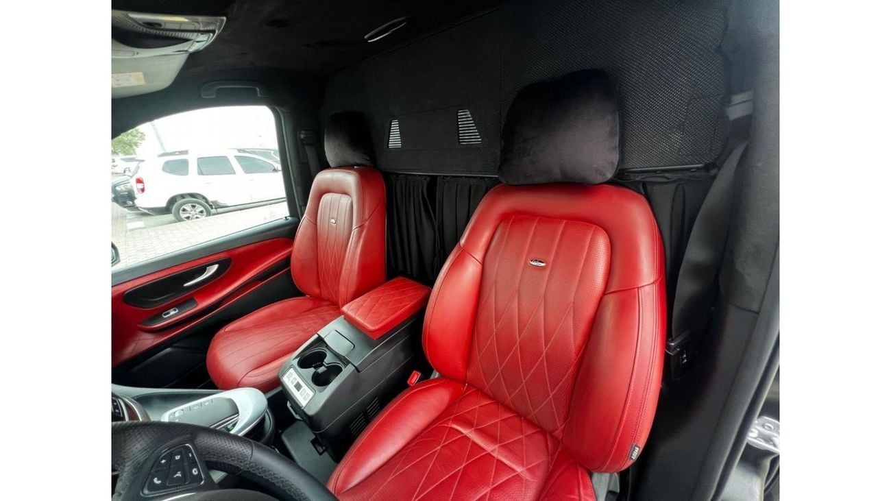Mercedes-Benz V 250 Avantgarde MERCEDES V-250 GCC BODY KIT VIP // LOW MILEAGE // PERFECT CONDITION