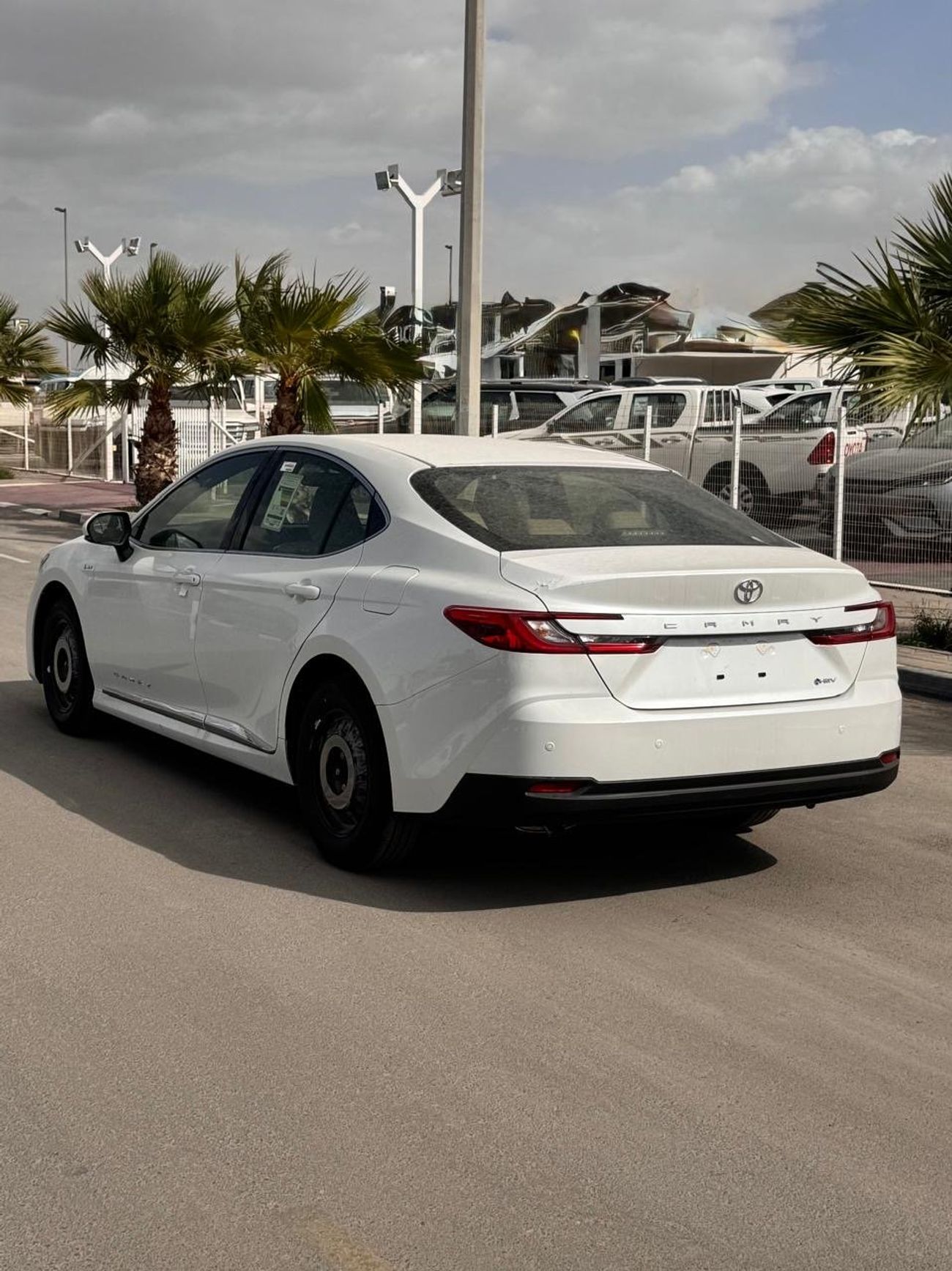 Toyota Camry GLE