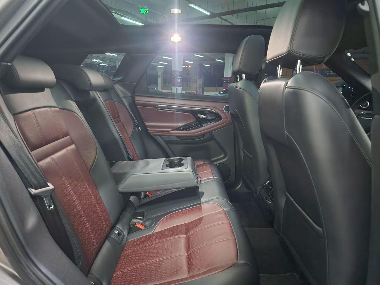 Land Rover Range Rover Evoque P200 R-Dynamic HSE 2.0L
