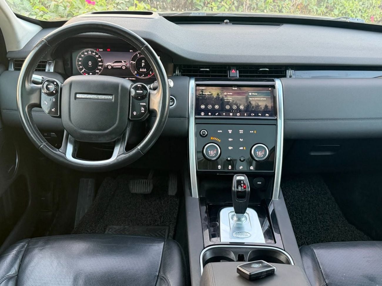 Land Rover Discovery Sport LAND ROVER DISCOVERY SPORT D180 SE 2020 DIESEL FULL OPTIONS IN PERFECT CONDITIONS
