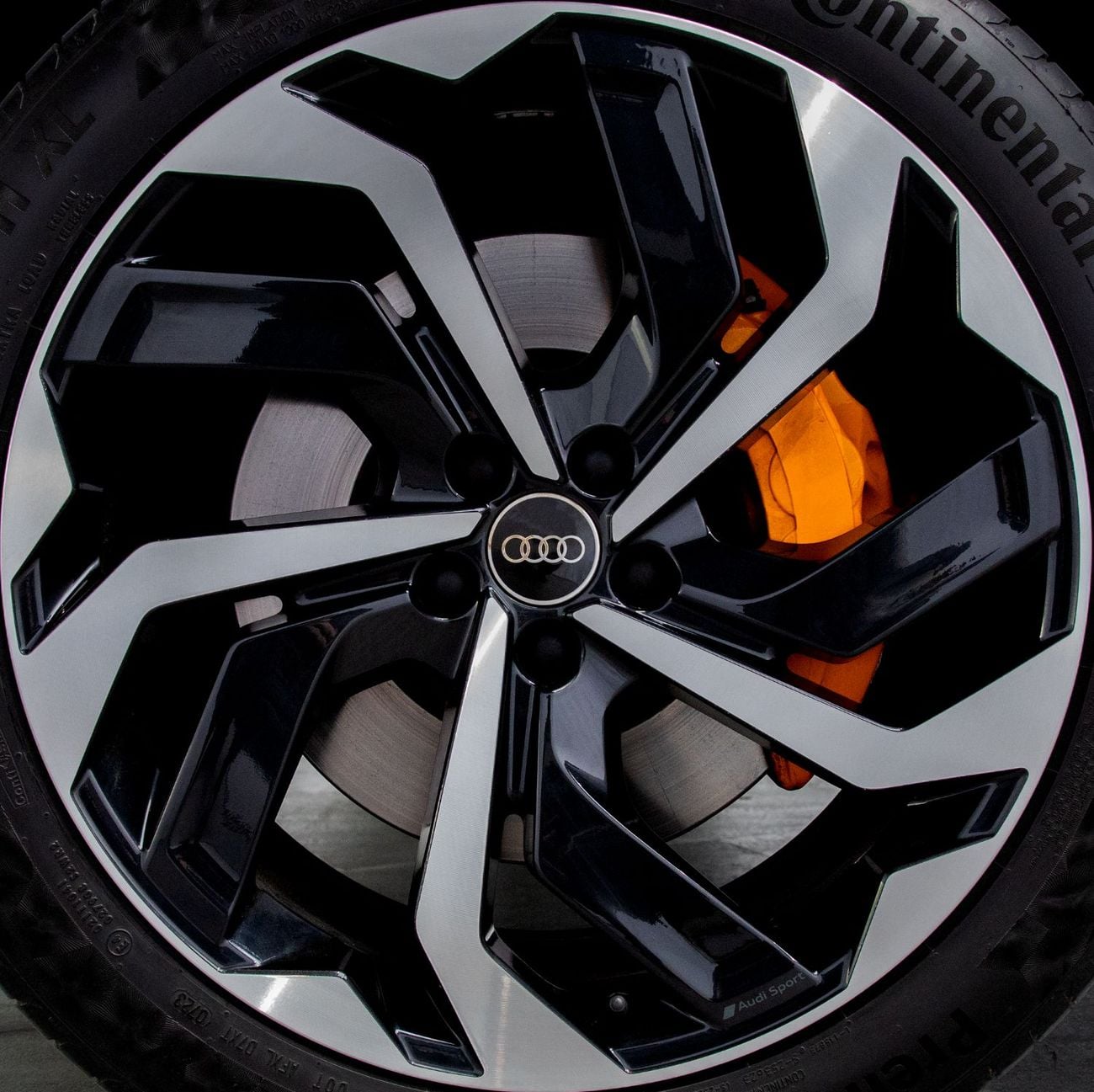 Audi etron 55 Quattro