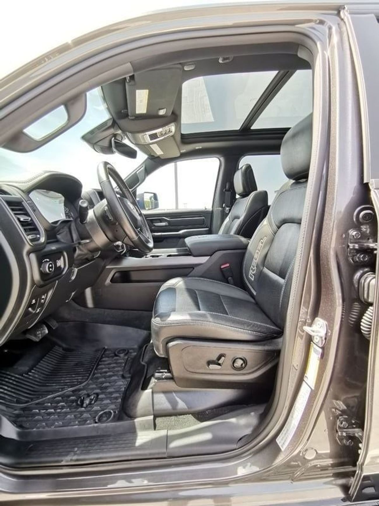 RAM 1500 DODGE RAM REBEL - 2022 - GREY