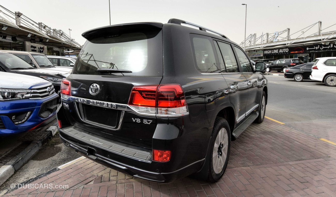 Toyota Land Cruiser VXS V8 5.7L Black Edition