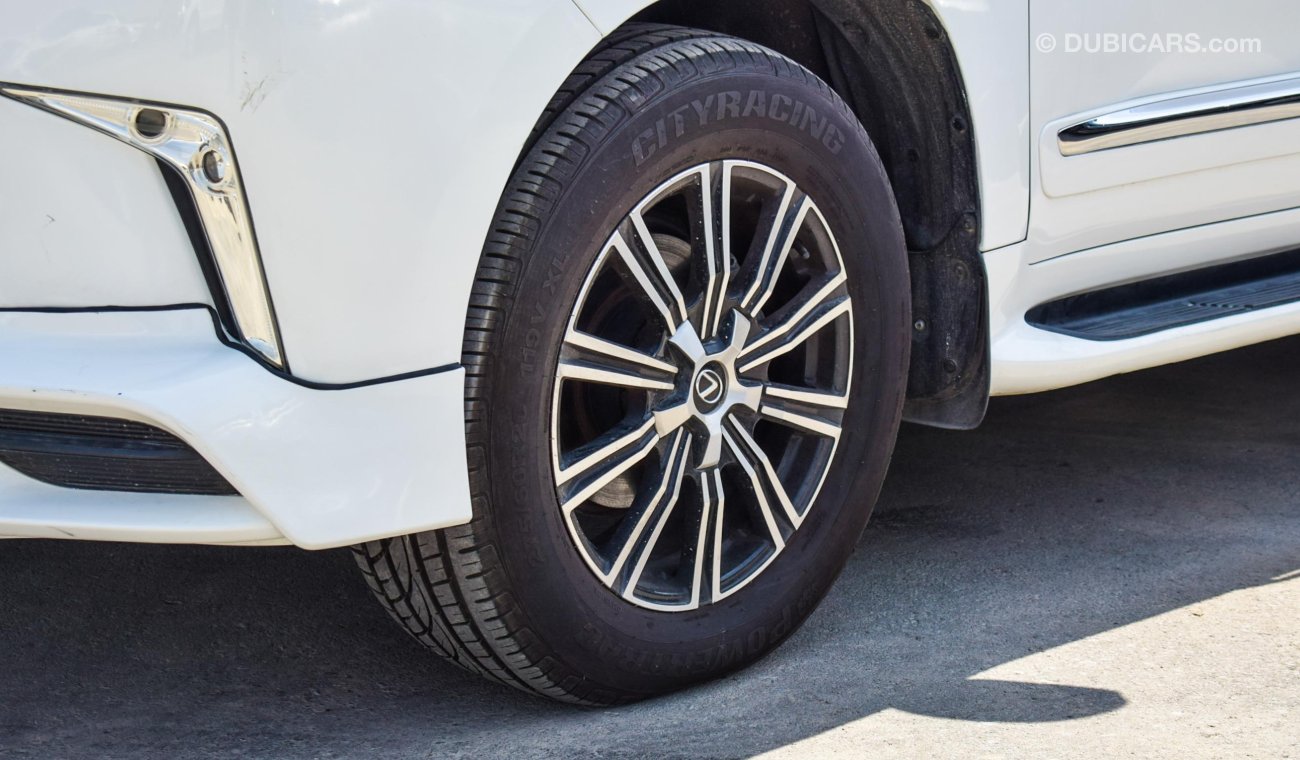 Lexus LX570 With 2019 Model Facelift