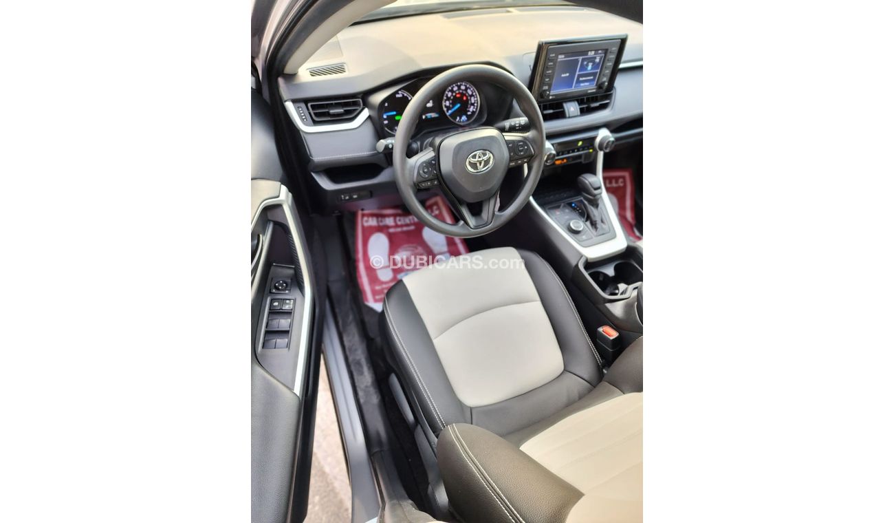 Toyota RAV4 XLE TOYOTA RAV4 HYBRID 2020 MODEL CLEAN CAR