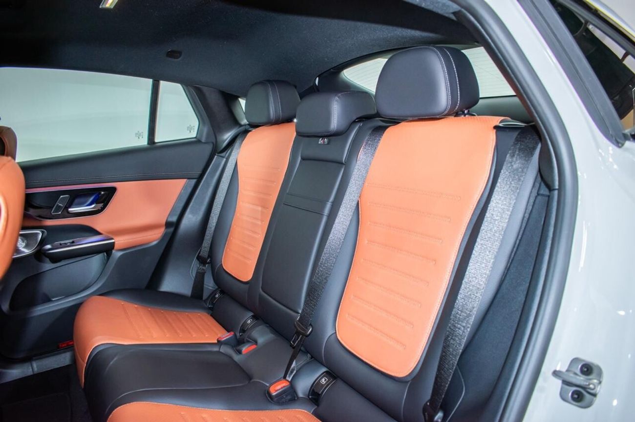 مرسيدس بنز GLC 200 COUPE - BRAND NEW