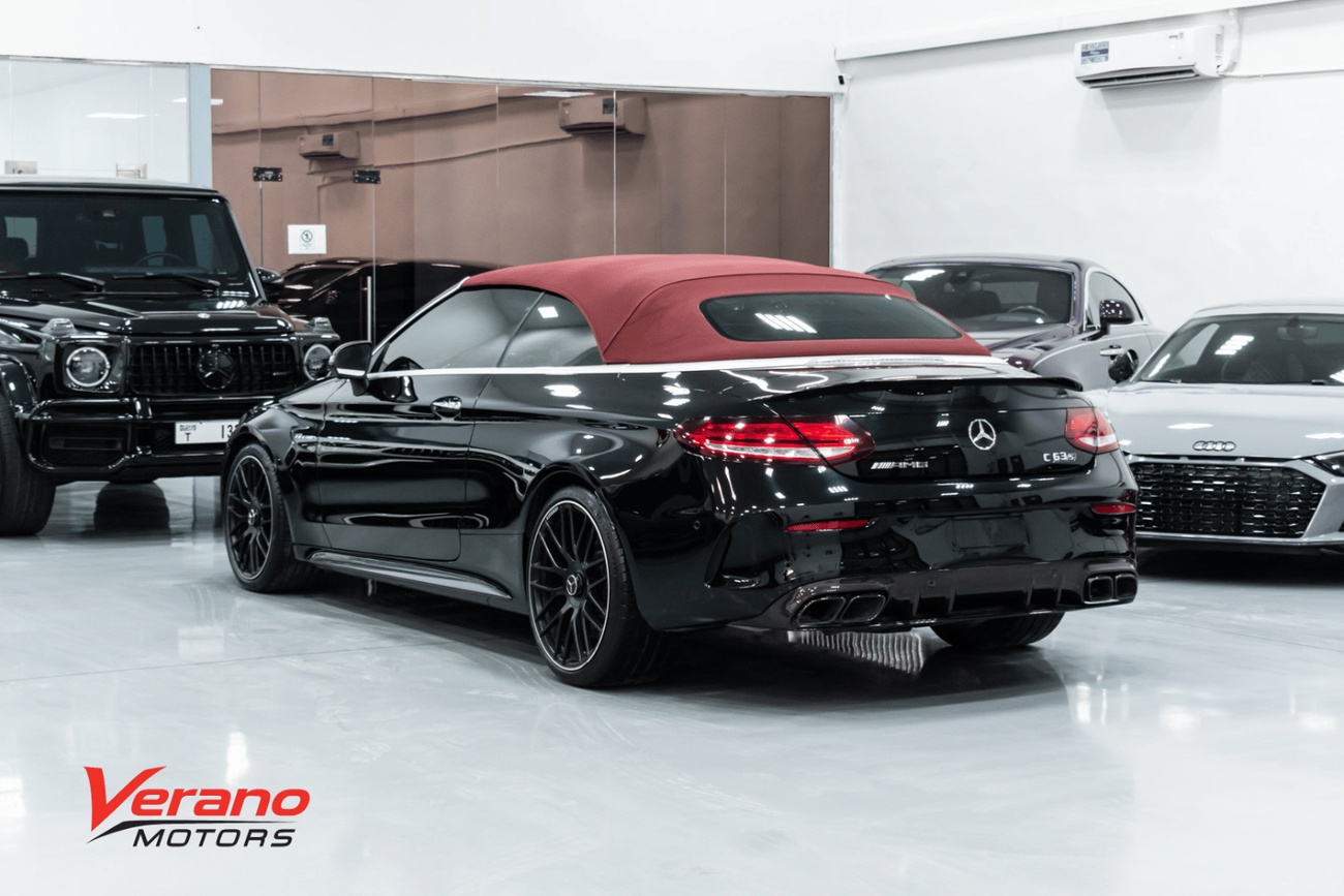 مرسيدس بنز C 63S AMG Std 4.0L (4 Seater)