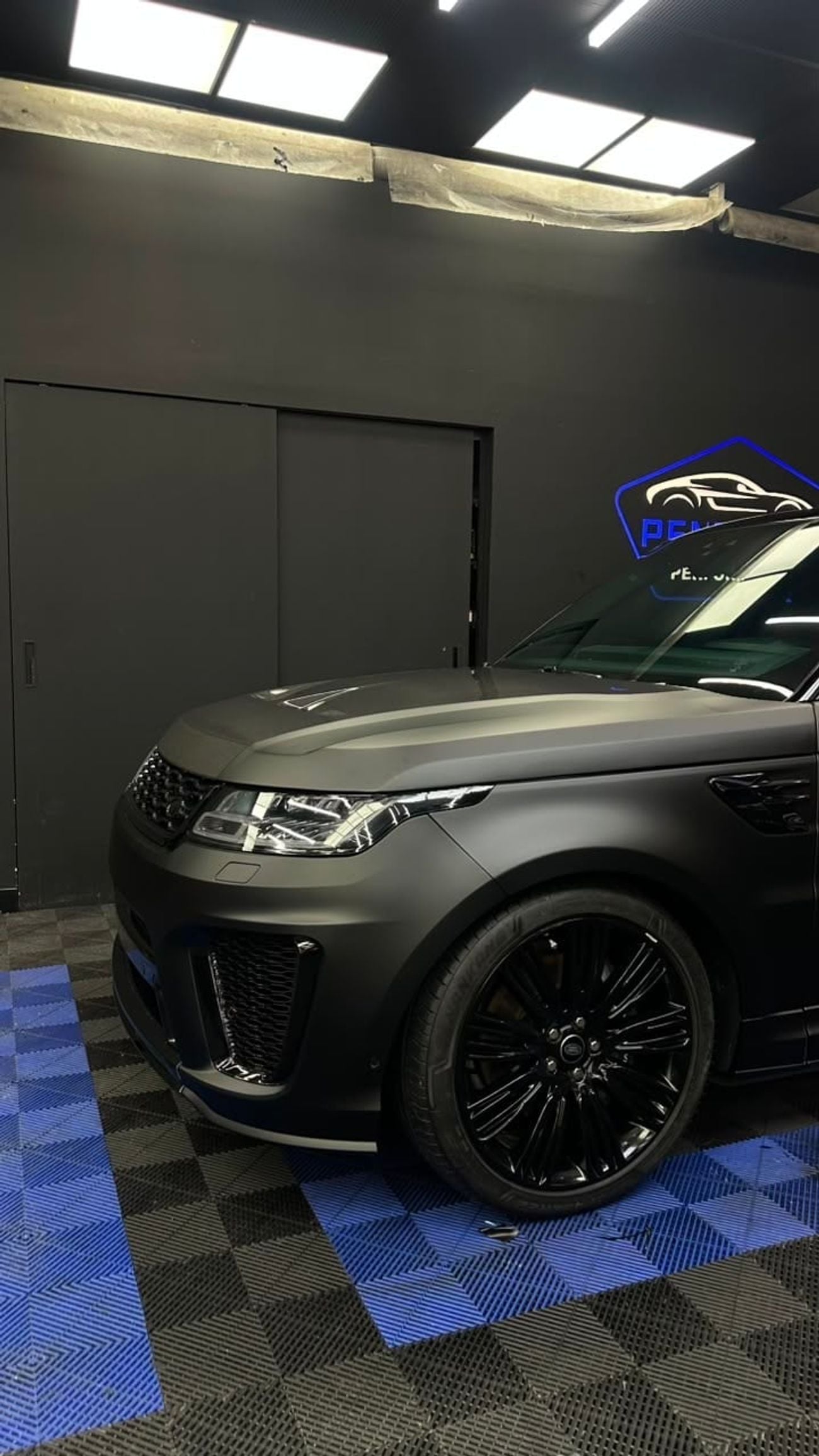Land Rover Range Rover Sport HSE DYNAMIC