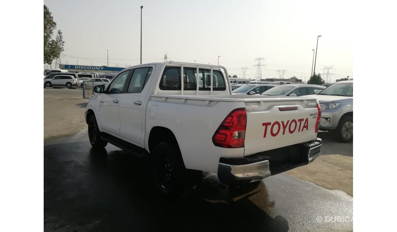 Toyota Hilux 2.4L DIESEL 4X4 MANUAL MID OPTION 2019 FOR EXPORT