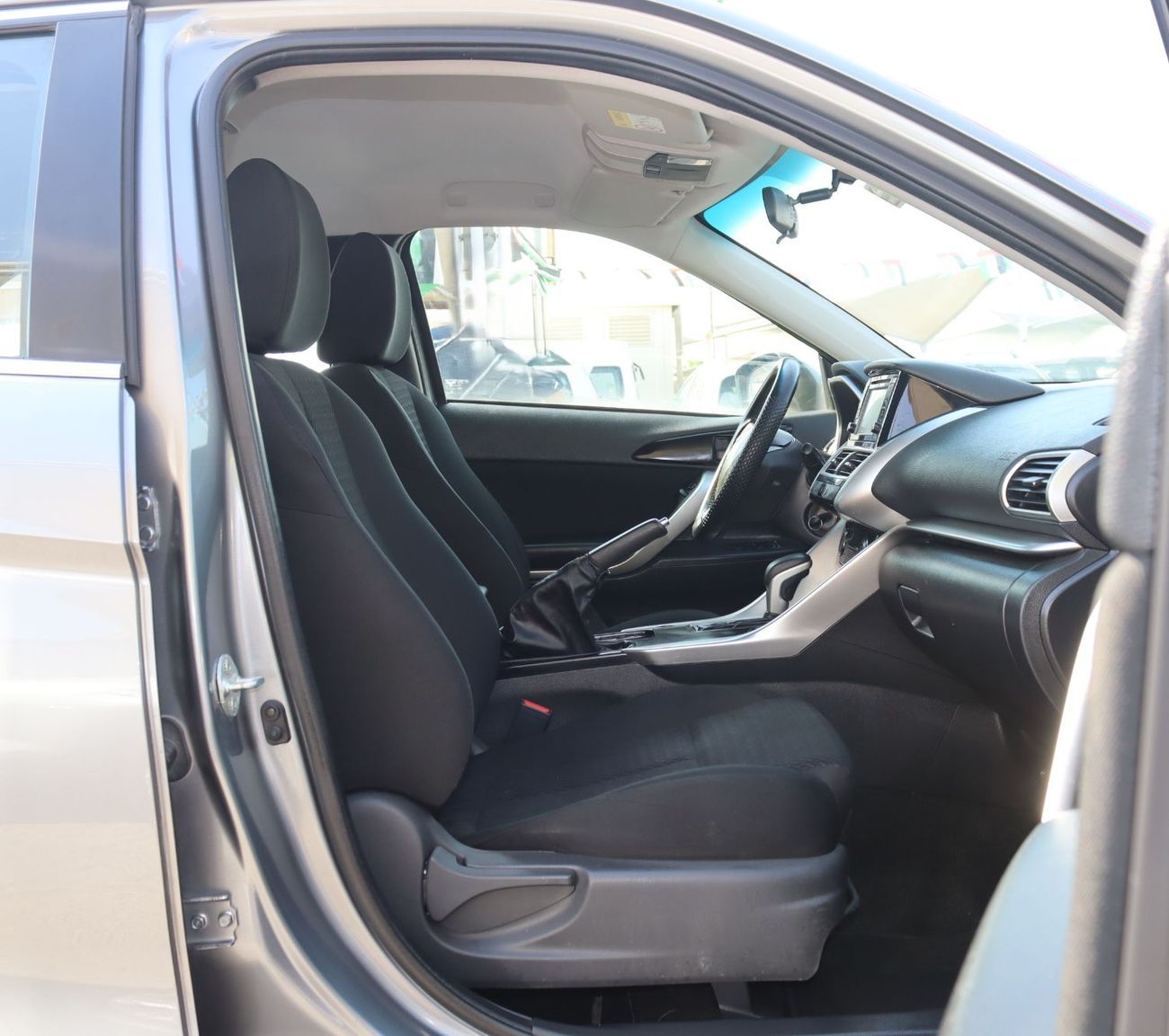 ميتسوبيشي إكلبس كروس ميتسوبيشى إكلبس كروس 2020 - خليجى - بدون حوادث - محرك.1.5L- بحاله ممتازه