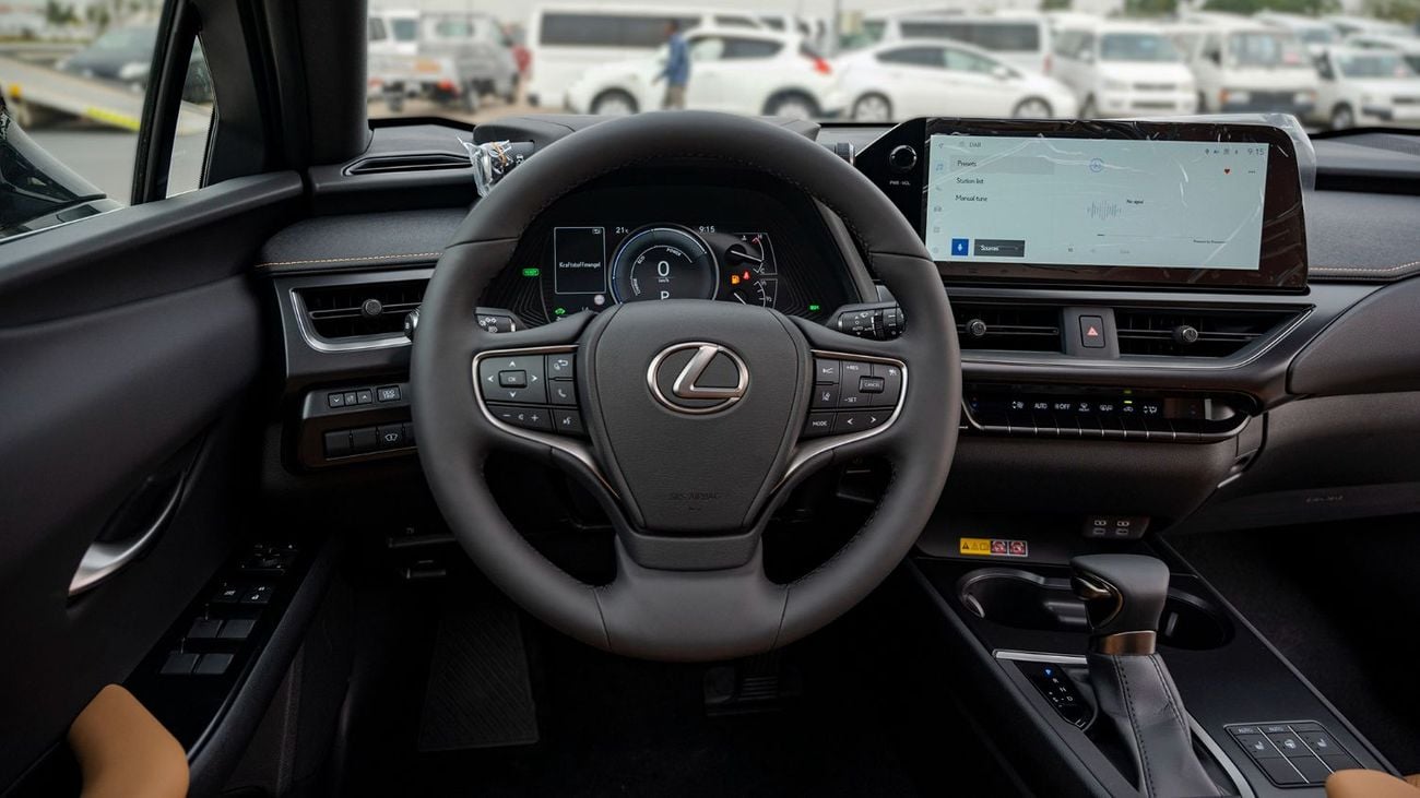 Lexus UX250h STD (NON GCC) LEXUS UX250H | 2-YEAR WARRANTY + SERVICE AVAILABLE | IN-HOUSE FINANCING | 0% DOWNPAYME