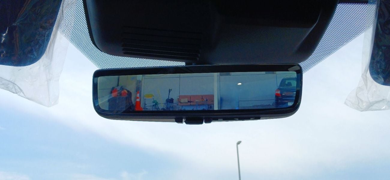 ميتسوبيشي آوتلاندر P Line 2.5L Petrol 4WD 2026YM