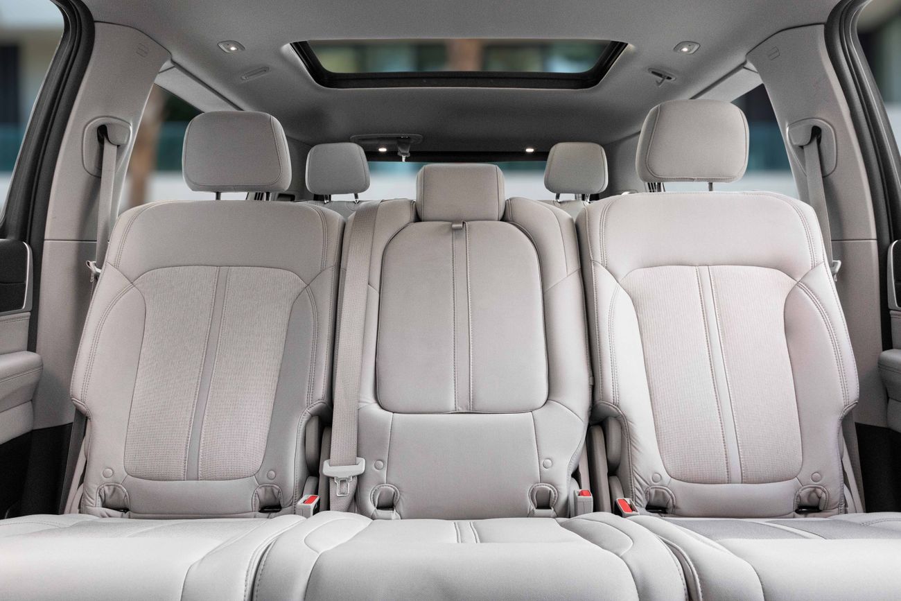 جيب جراند واجونير Grand Wagoneer | 2,644 P.M | 0% Downpayment | Jeep Warranty