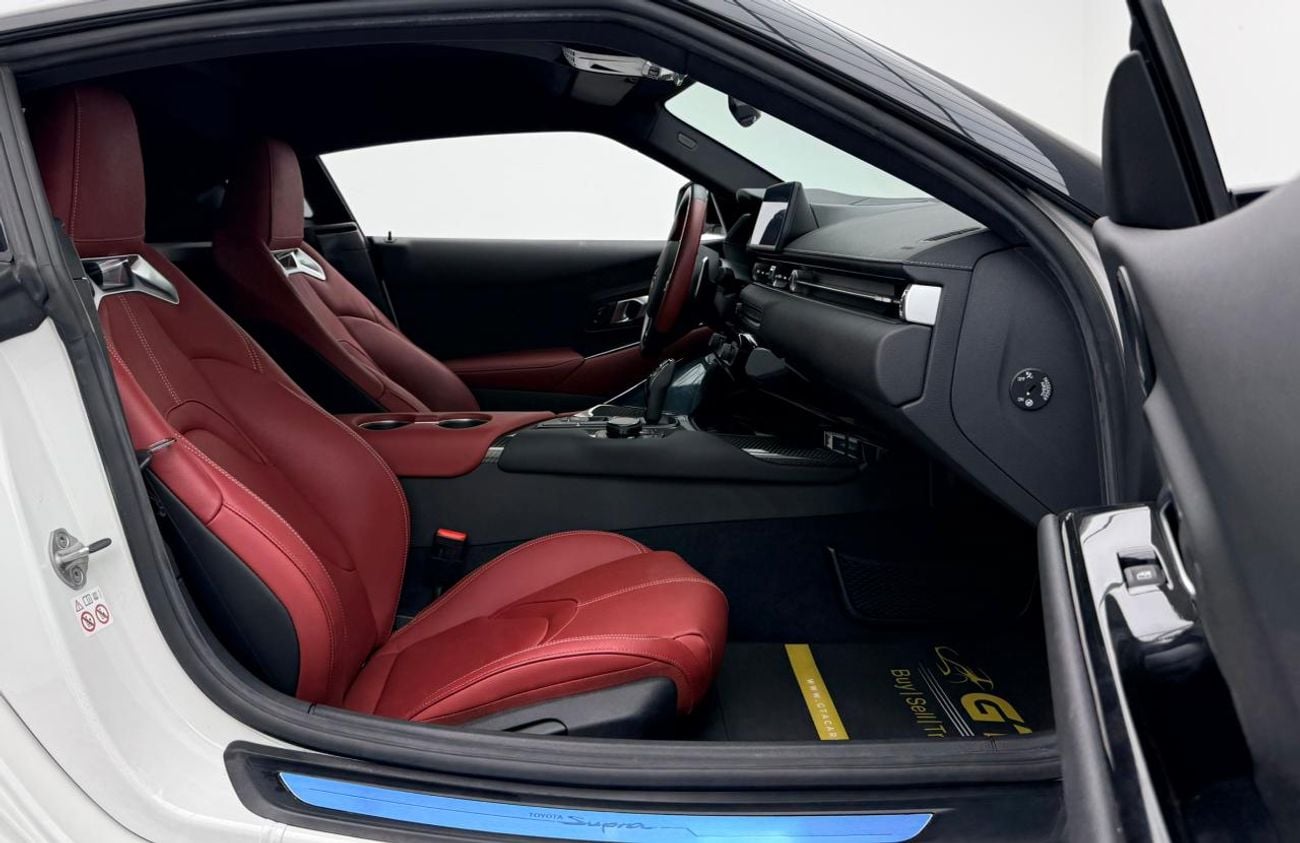 Toyota Supra 2021 Toyota Supra GR, Warranty, Full Toyota Service History, Very Low Km, Carbon Fiber Interior, GCC