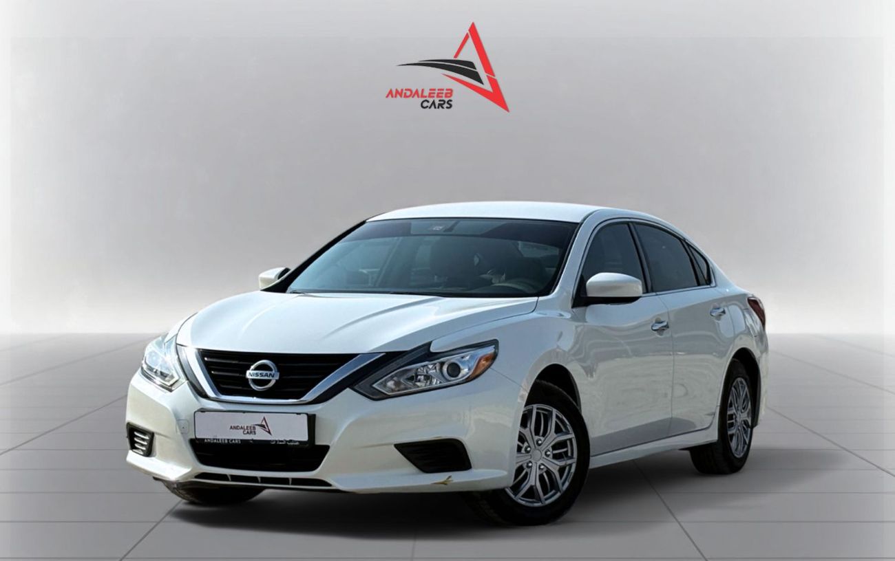 نيسان ألتيما S 2.5L I4 A/T | 2018 | GCC SPECS | WHITE EXTERIOR | AED 480 per month