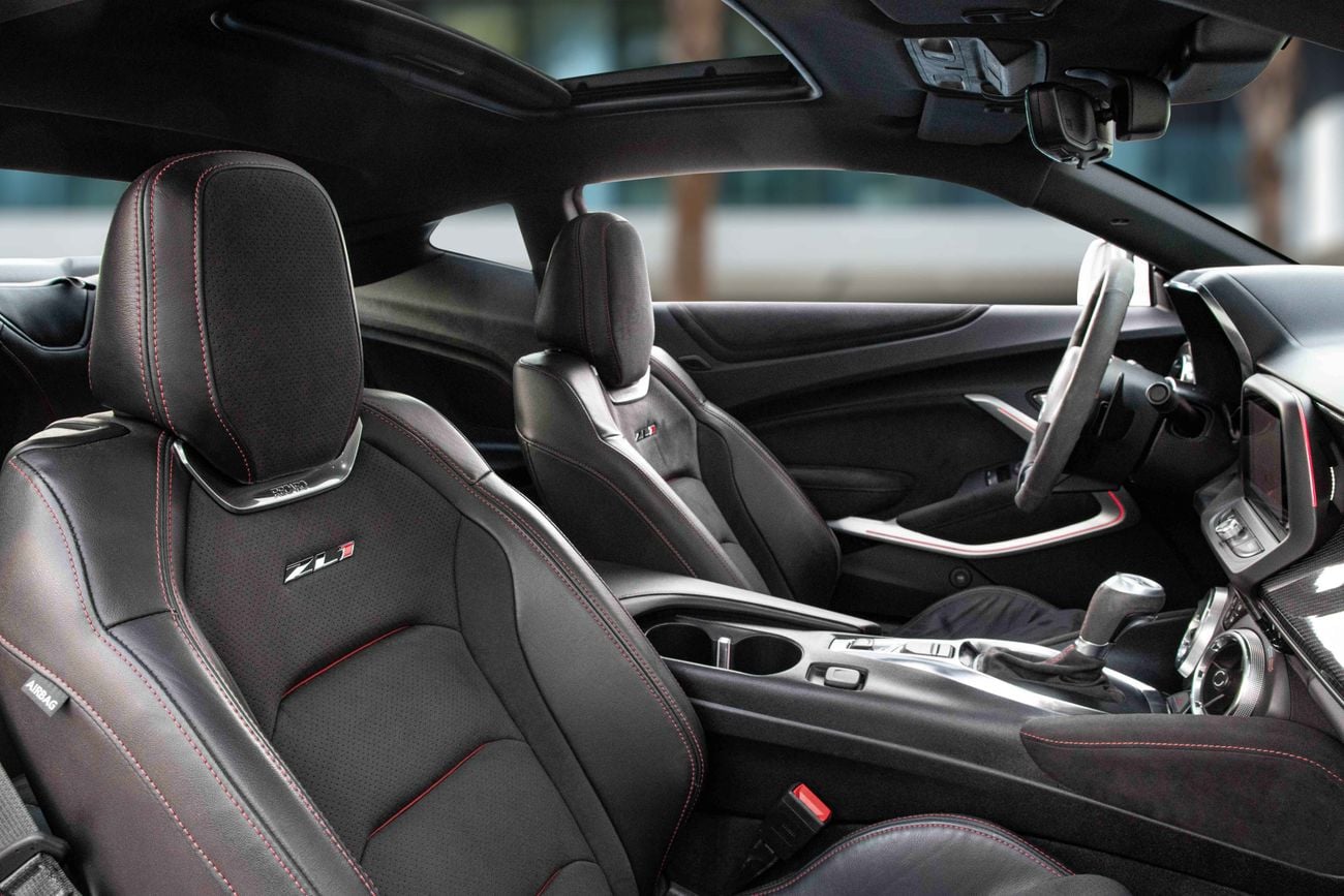 Chevrolet Camaro ZL1 Camaro ZL1 V8 | Finish Line edition | 5,376 P.M | 0% Downpayment | Finish Line edition!