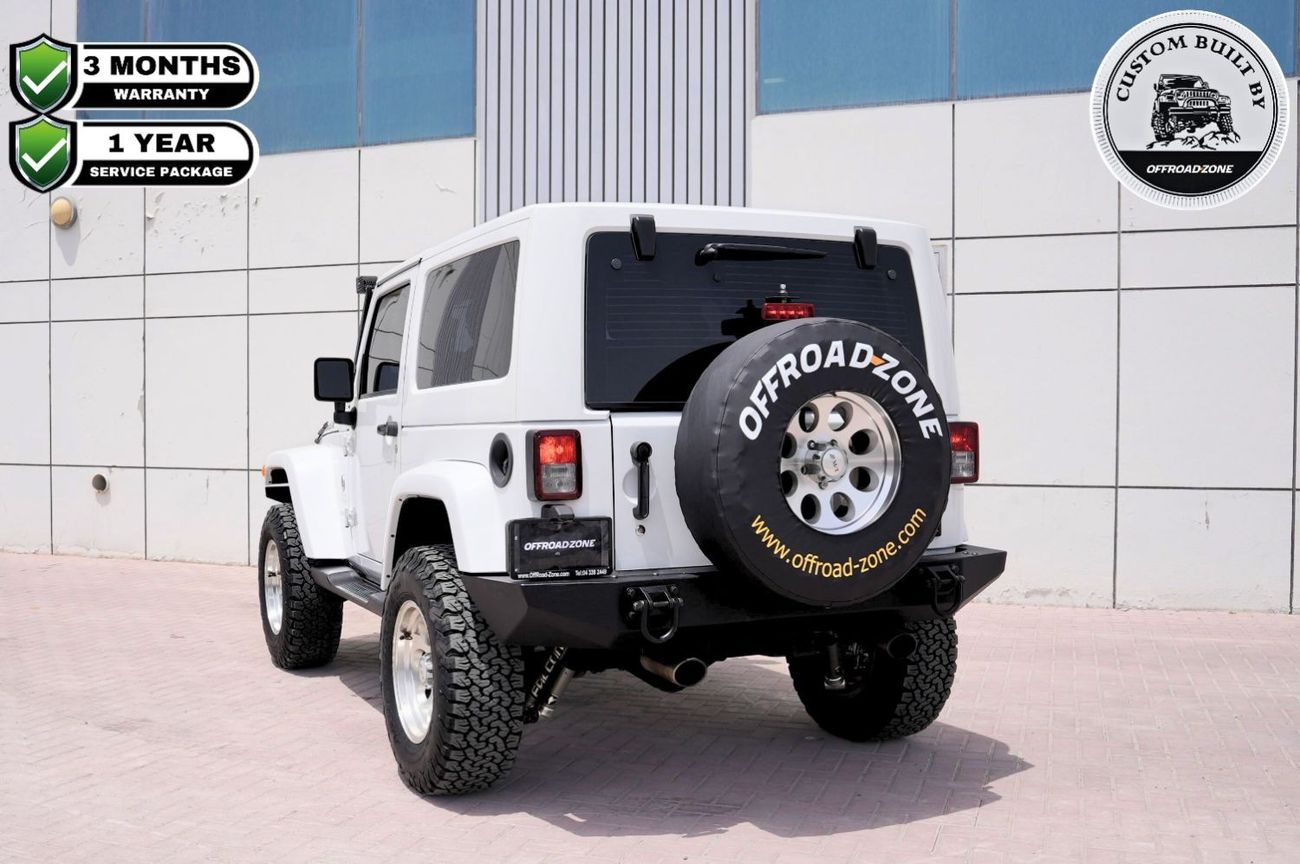 Jeep Wrangler Sahara 3.6L M/T