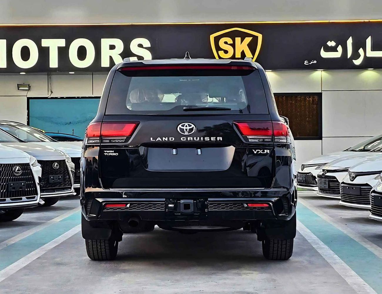Toyota Land Cruiser VXR TWIN TURBO EXCL / HIGH OPTION / SUNROOF / LEATHER / POWER SEATS/3.5L PETROL V6 A/T/ (CODE#LCTVXR