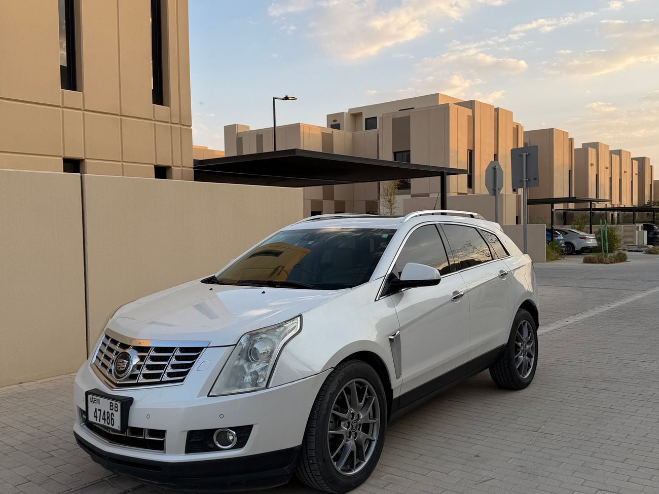 كاديلاك SRX LUXURY