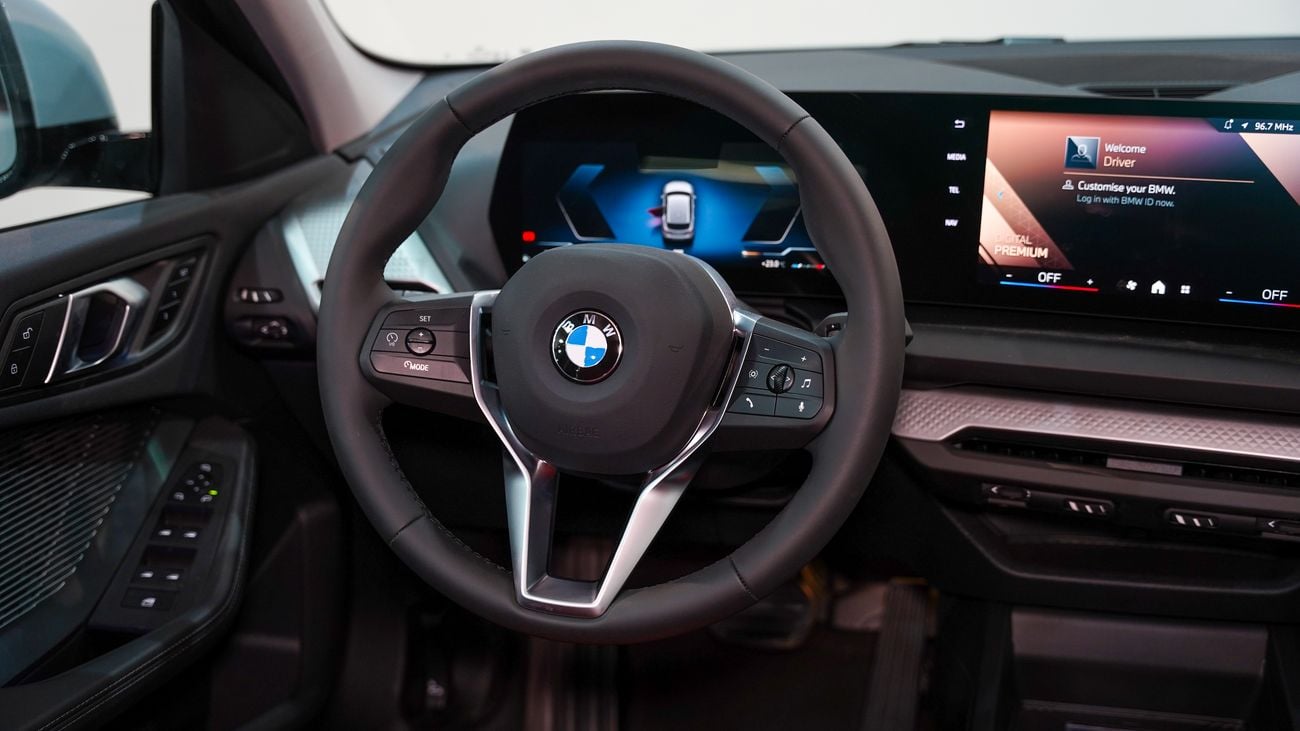 بي أم دبليو 118