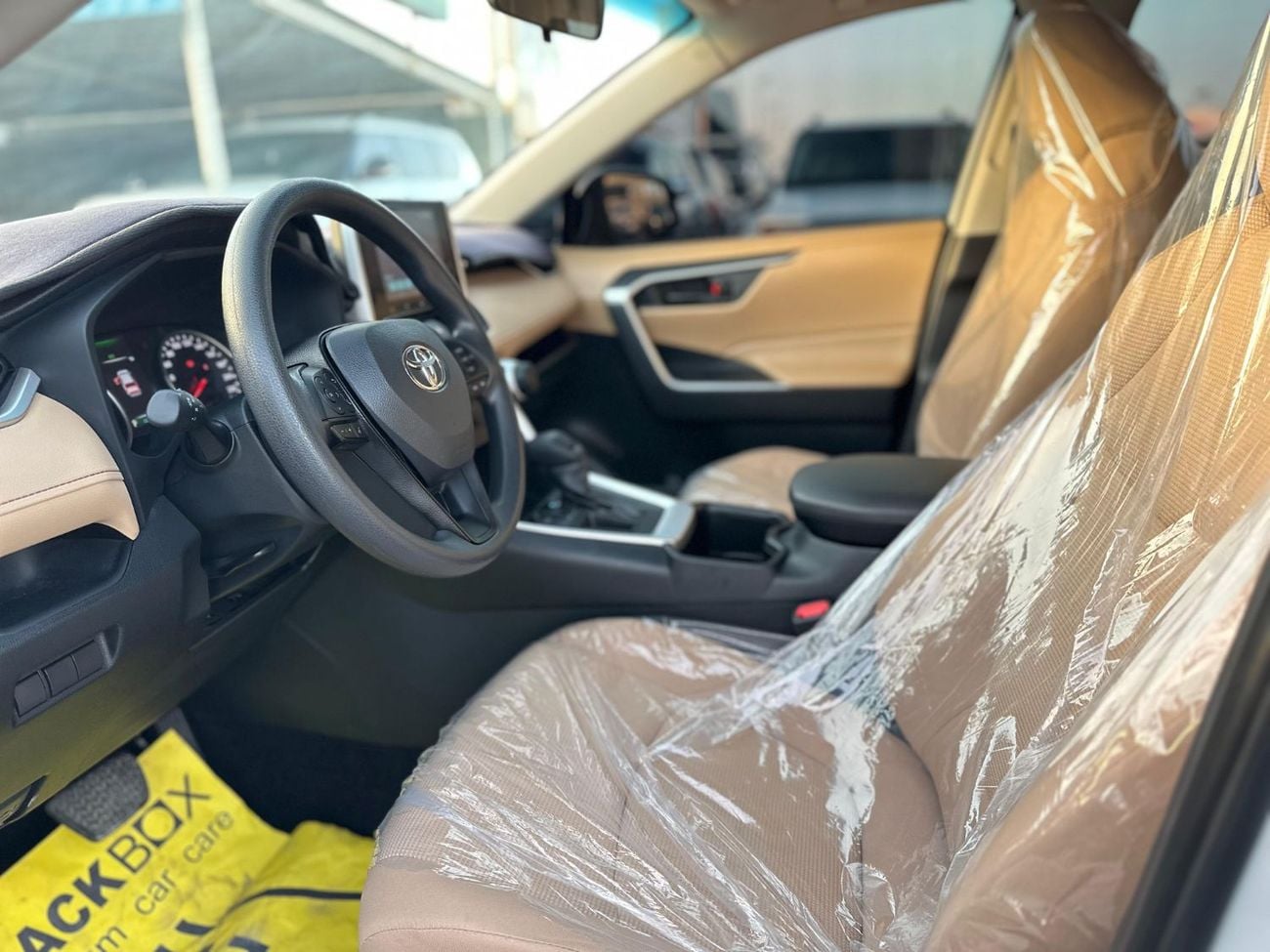 Toyota RAV4 LE