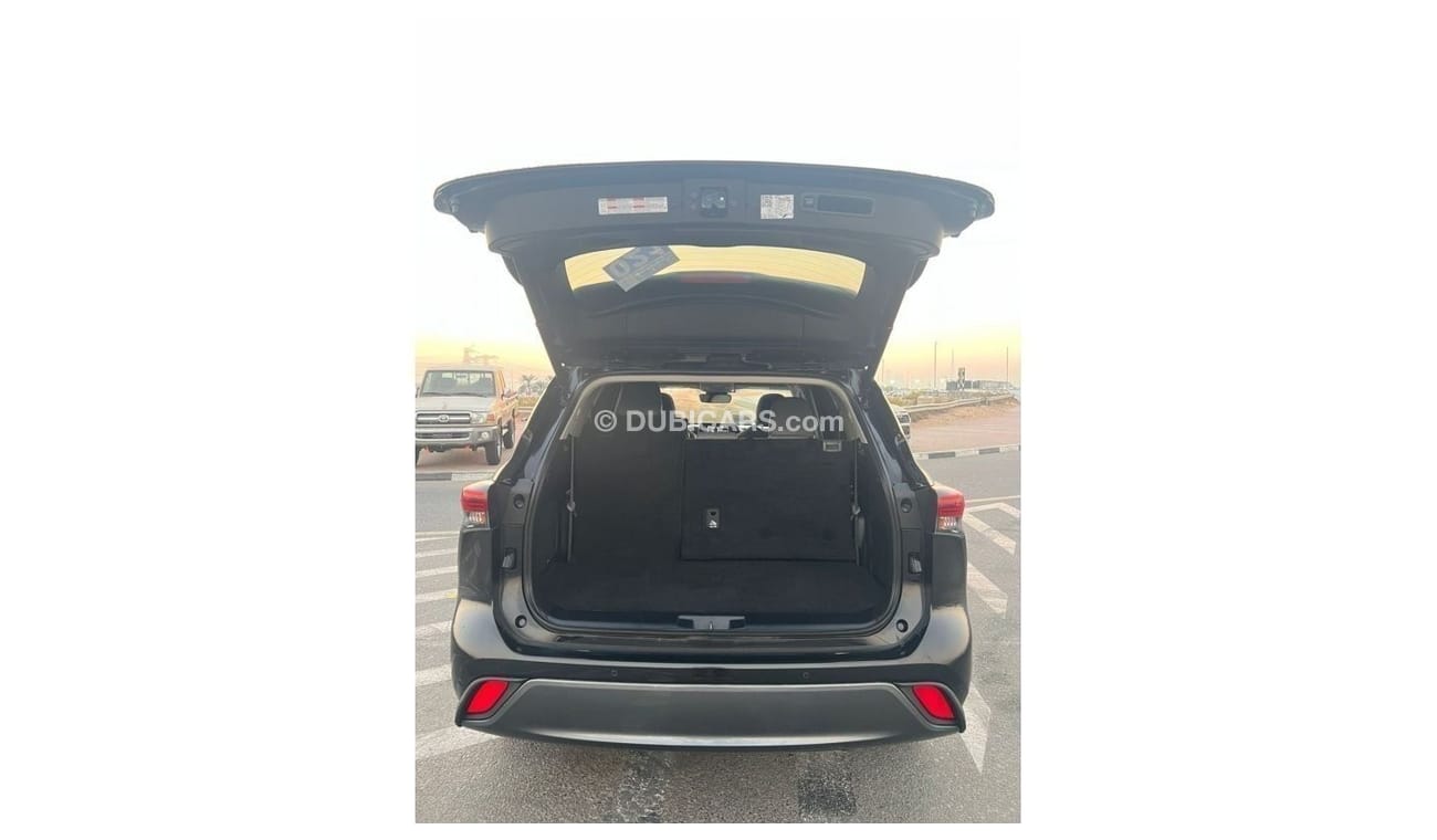 Toyota Highlander *Offer*2021 Toyota Highlander Limited 3.5L V6 Full Option - UAE PASS
