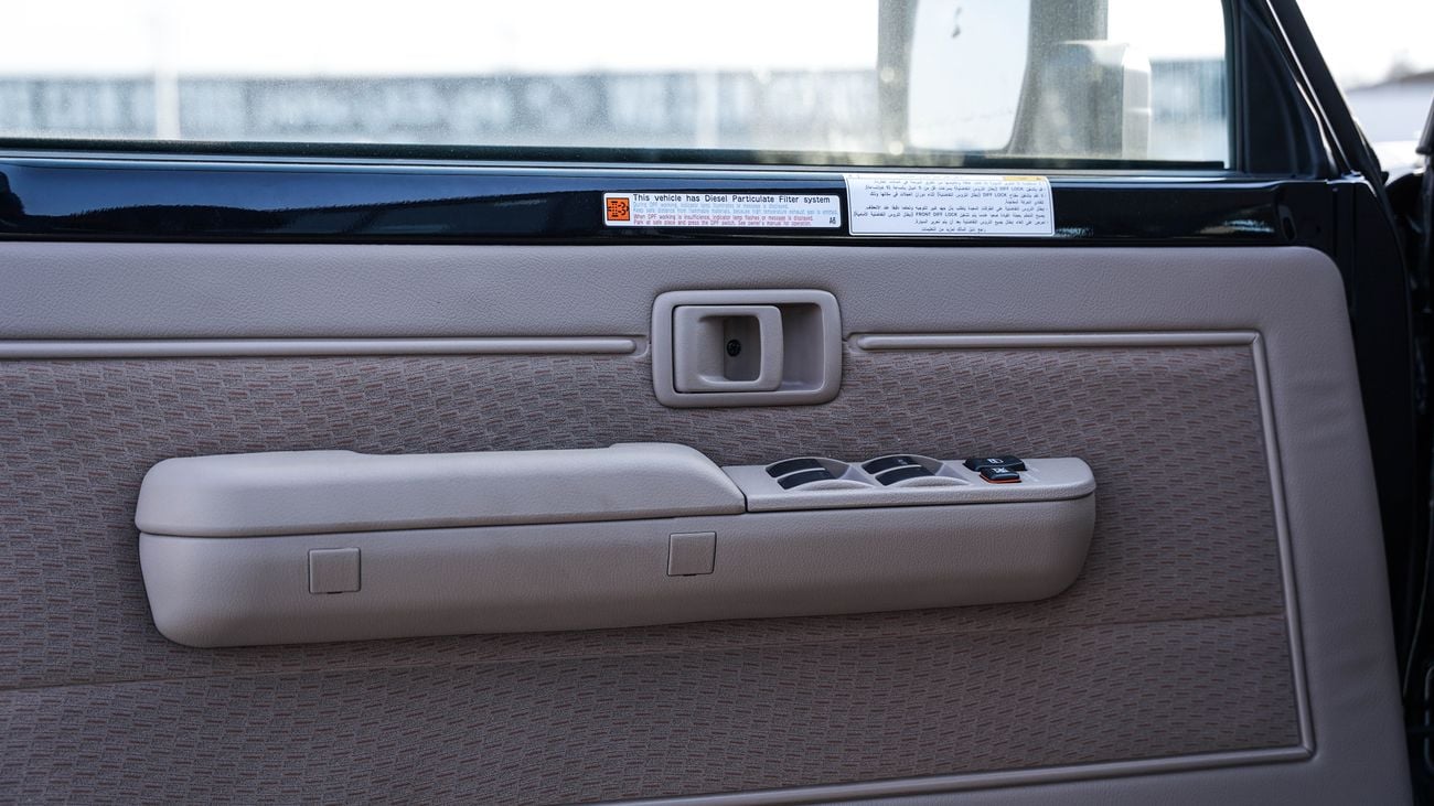 Toyota Land Cruiser 70