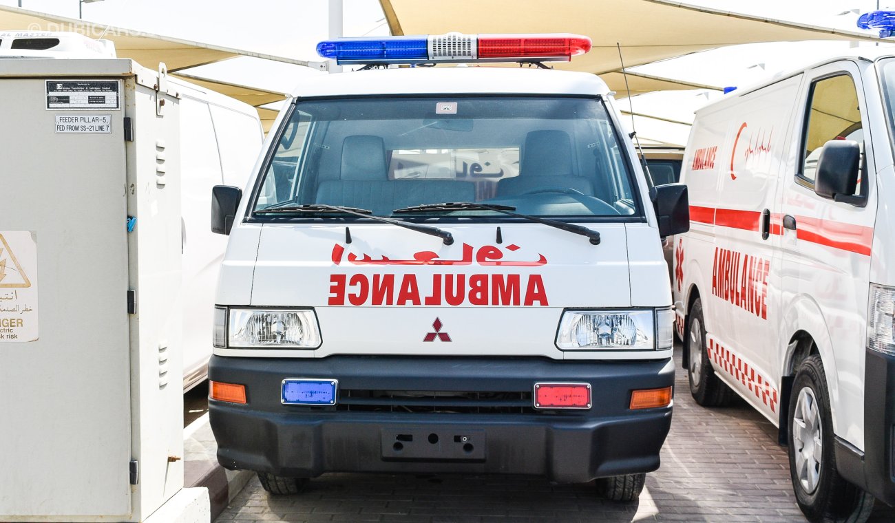 Mitsubishi L300 Ambulance