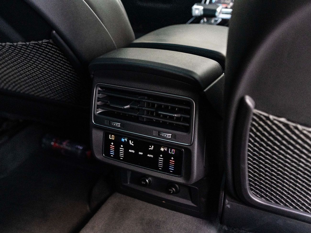 Audi RS Q8 TFSI quattro 4.0L