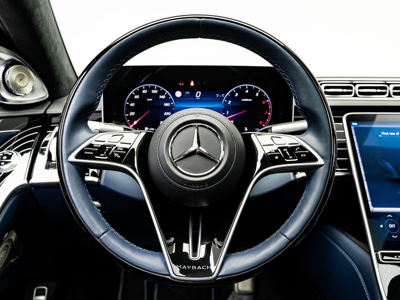 مرسيدس مايباخ S680 مايباخ 2024 Mercedes Maybach S680, 2028 Mercedes Warranty + Service Contract, Low KMs, GCC