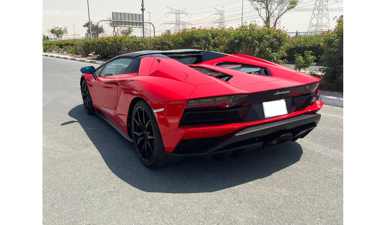 لمبرجيني أفينتادور LAMBORGHINI AVENTADOR 2019 LOW MILAGE