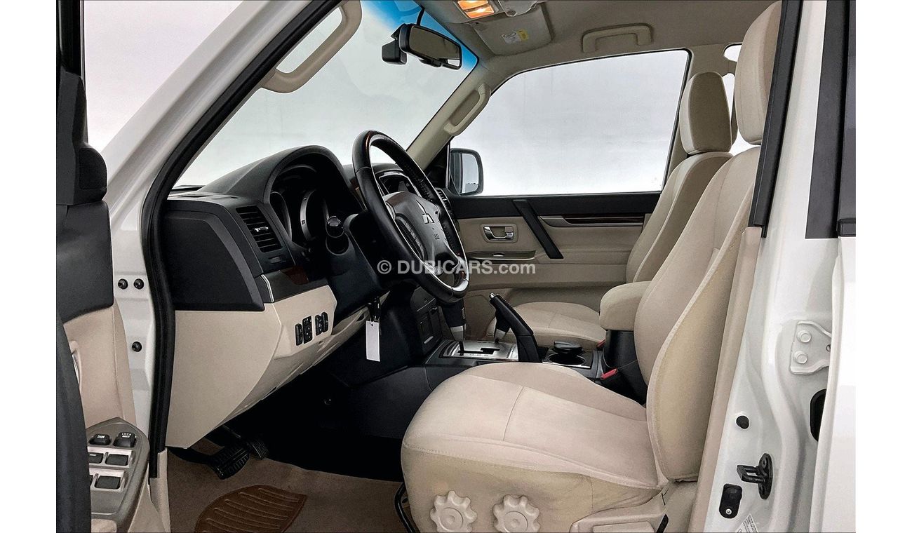 ميتسوبيشي باجيرو GLS Midline