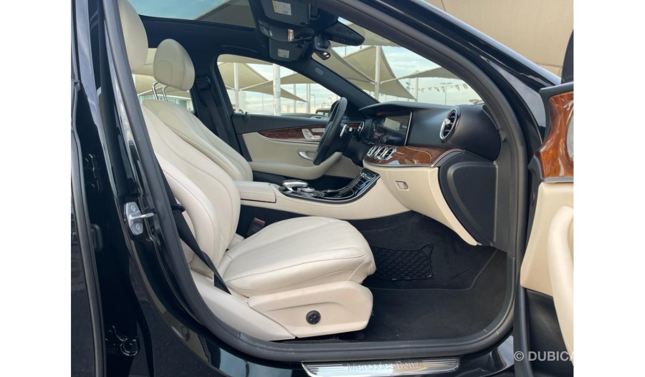 مرسيدس بنز E300 Mercedes E300 AMG _American_2017_Excellent Condition _Full option