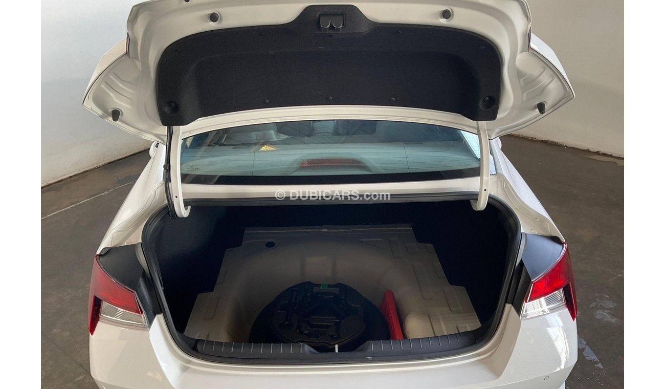 Hyundai Elantra Smart