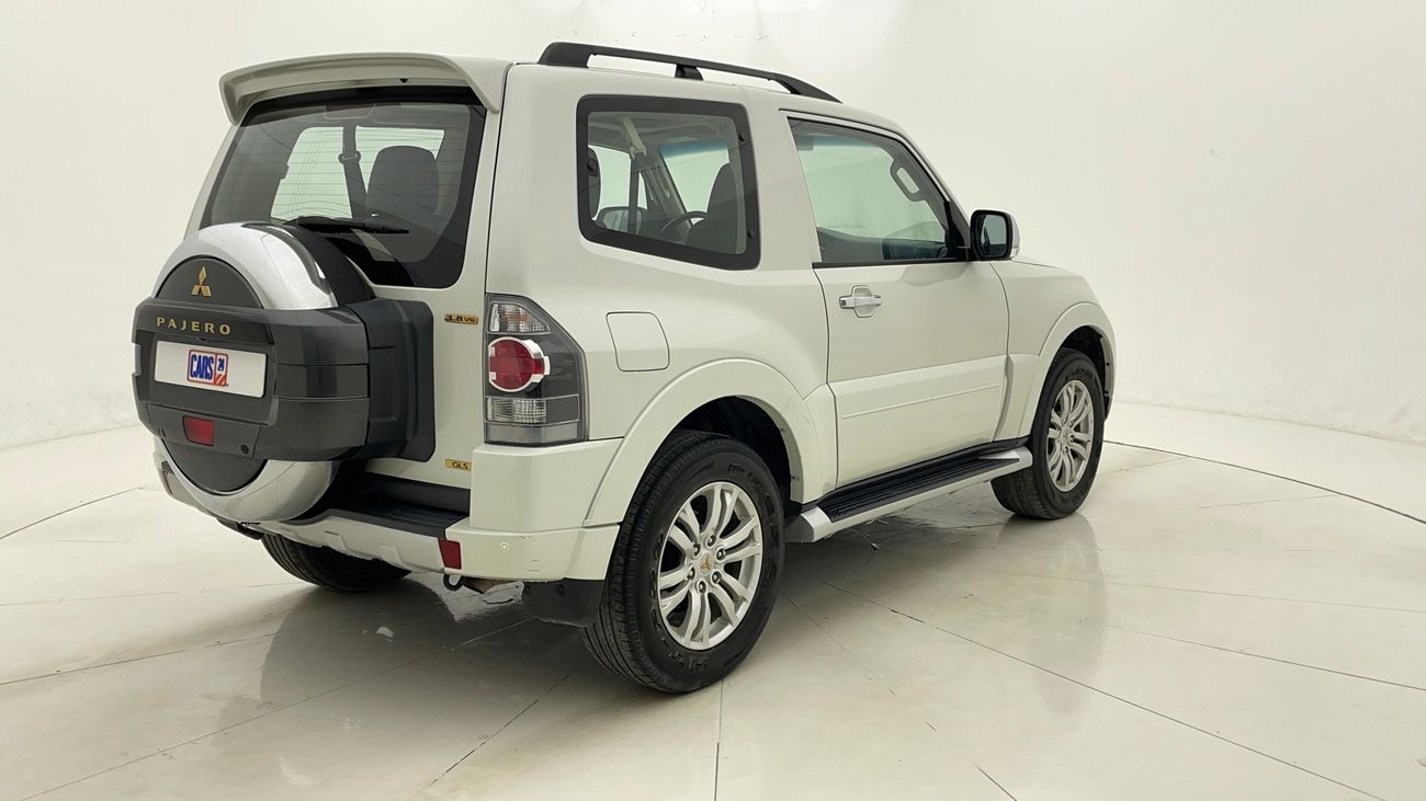 Mitsubishi Pajero HIGHLINE SWB 3.8 | Zero Down Payment | Home Test Drive