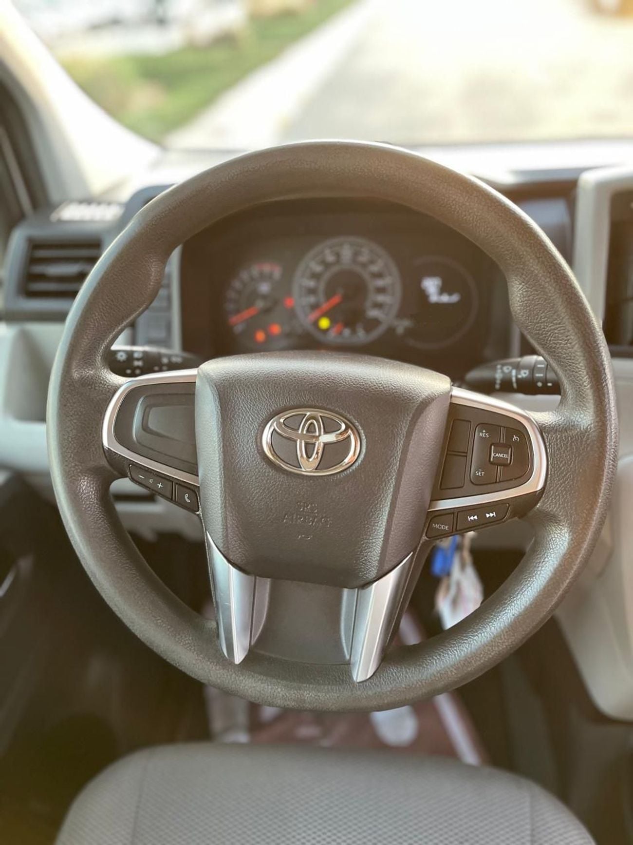 Toyota Hiace Commuter 3.5L M/T