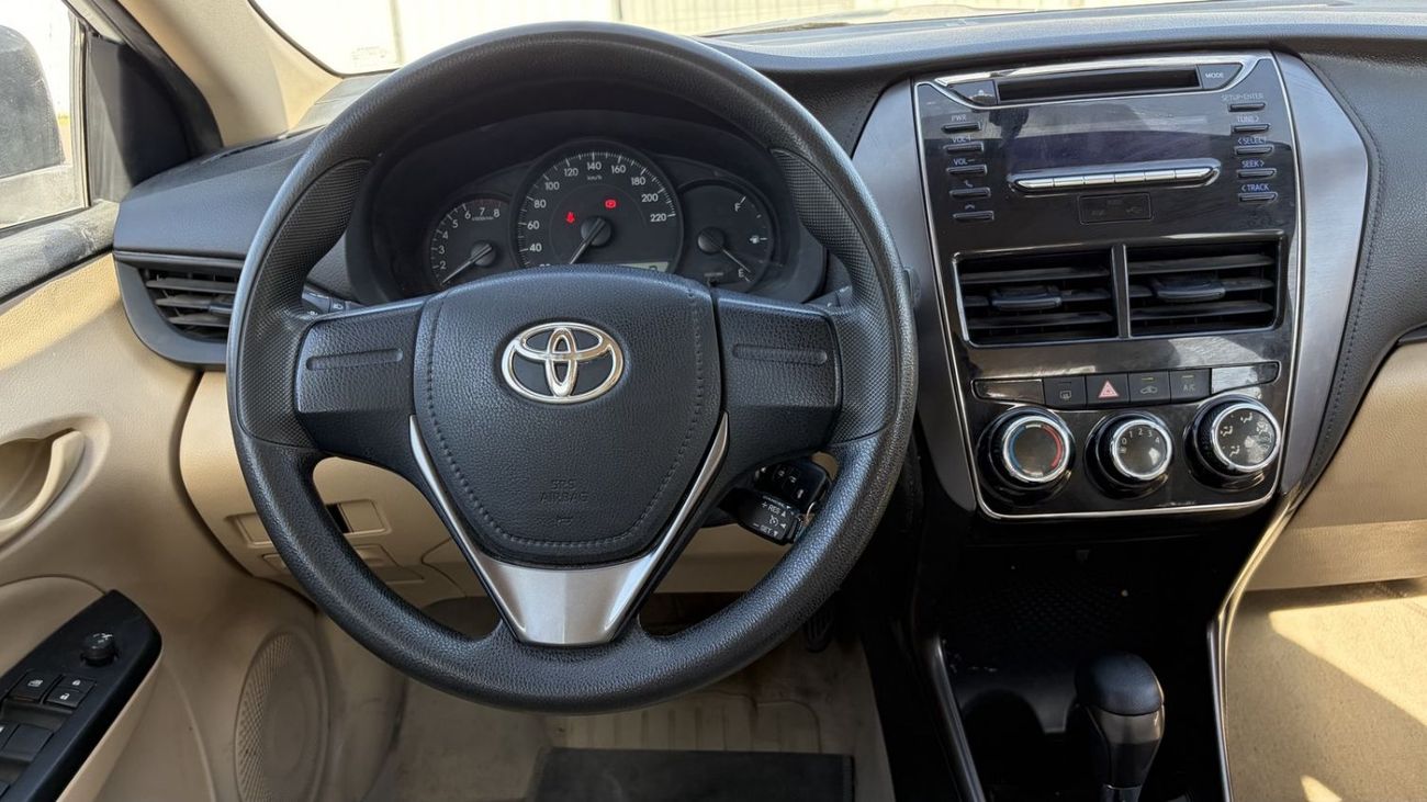 Toyota Yaris E, миниатюра 13