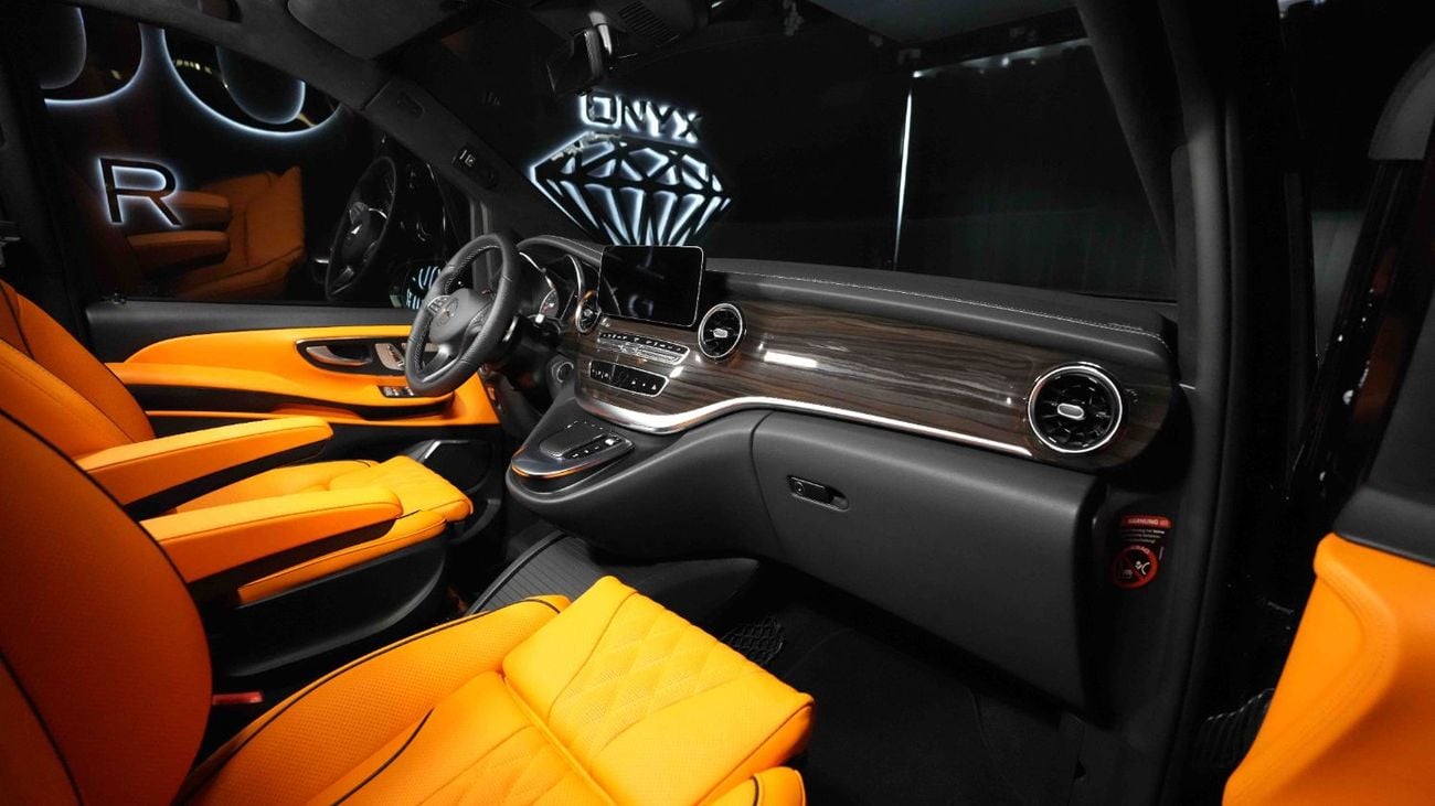 مرسيدس بنز V 250 | NEGOTIABLE PRICE | V CLASS LONG WHEELBASE | MAYBACH KIT | IMMACULATE CONDITION