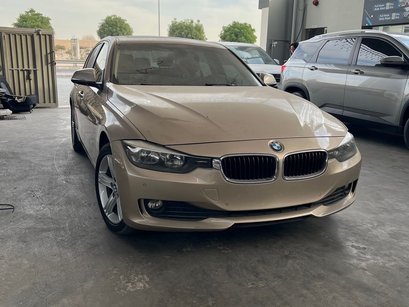 BMW 328i