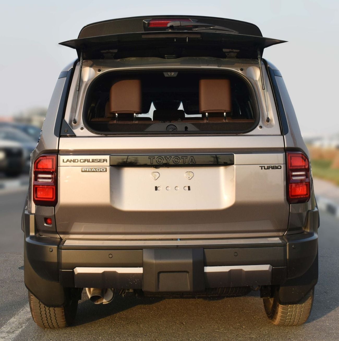 Toyota Prado VXR PRADO 2.4L GCC, LTHR, RN SESR, TSS3, AHS MATERIAL