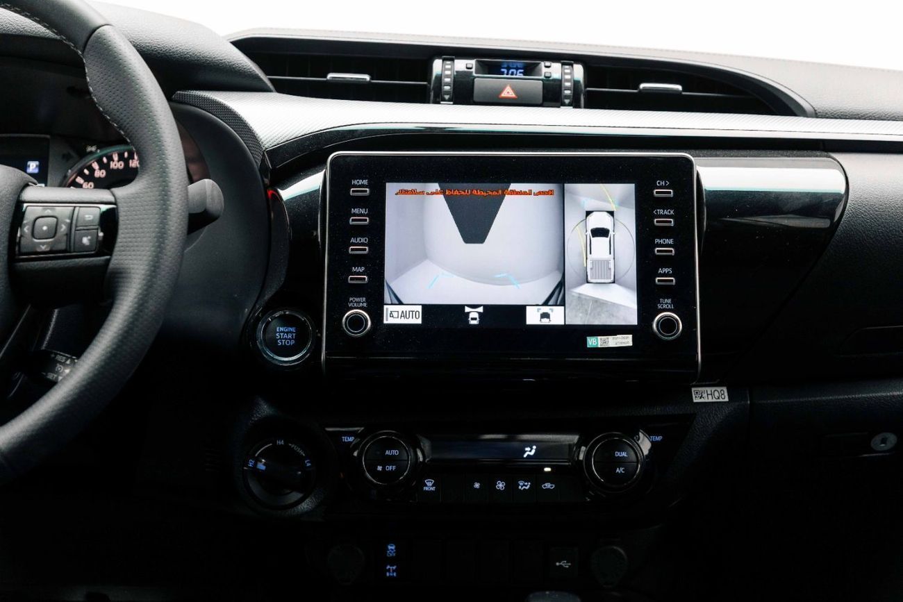 Toyota Hilux 4.0L - White Pearl + Black Me inside GR-S White | Export Only