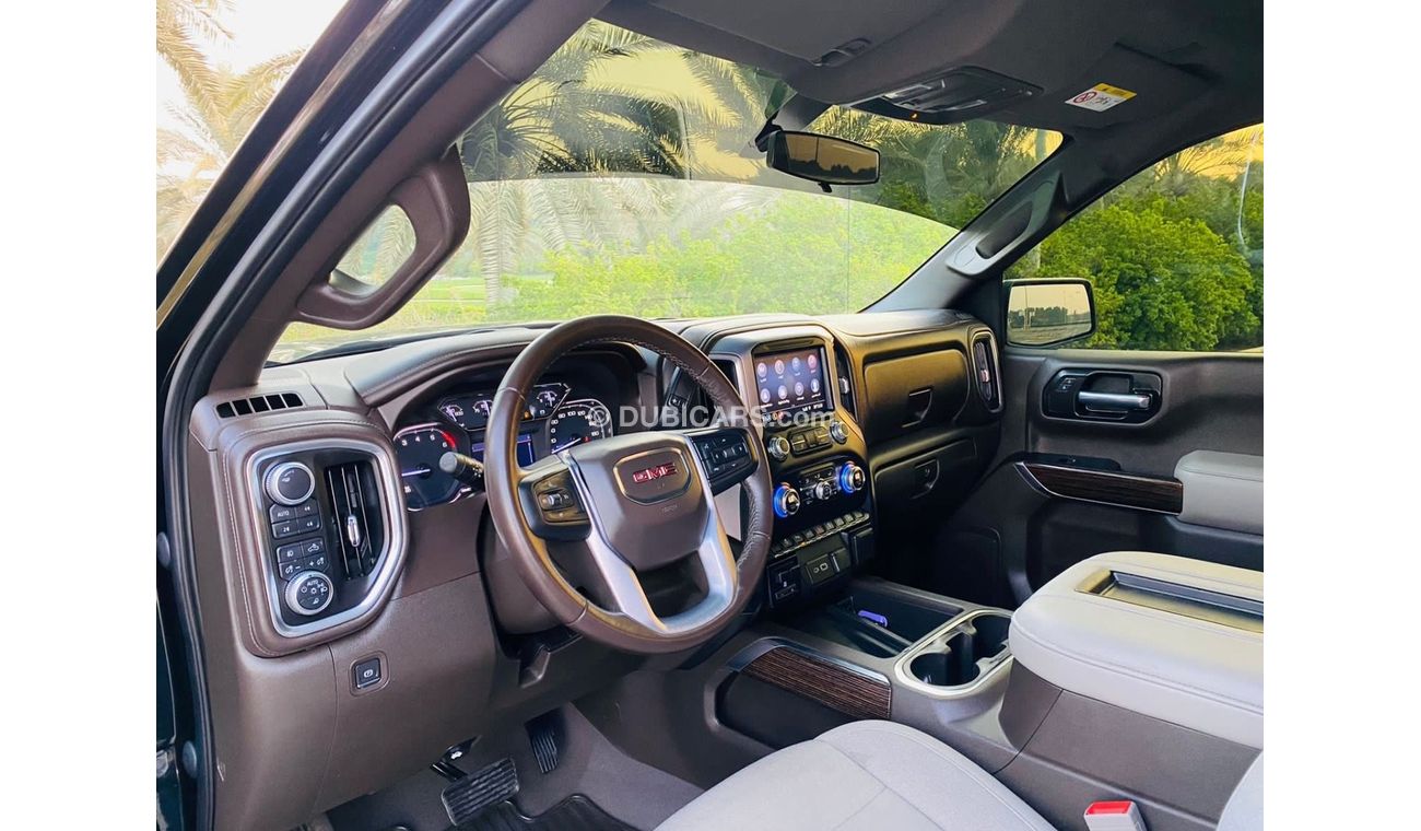 GMC Sierra PERFECT CONDITION FREE ACCIDENT