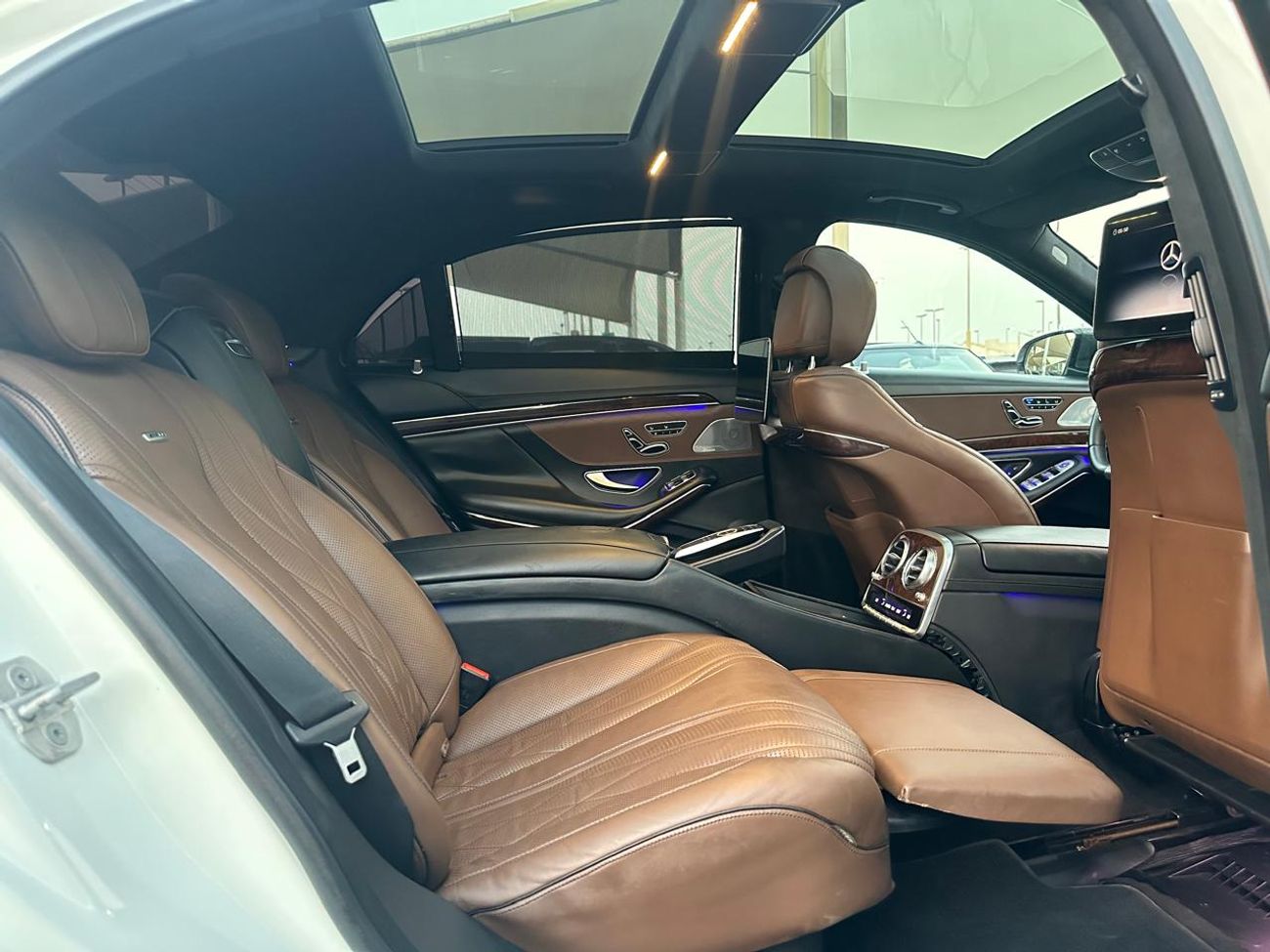 مرسيدس بنز S 63 AMG Mercedes S563 AMG_ 2018_ Gulf _in excellent condition_ no problems