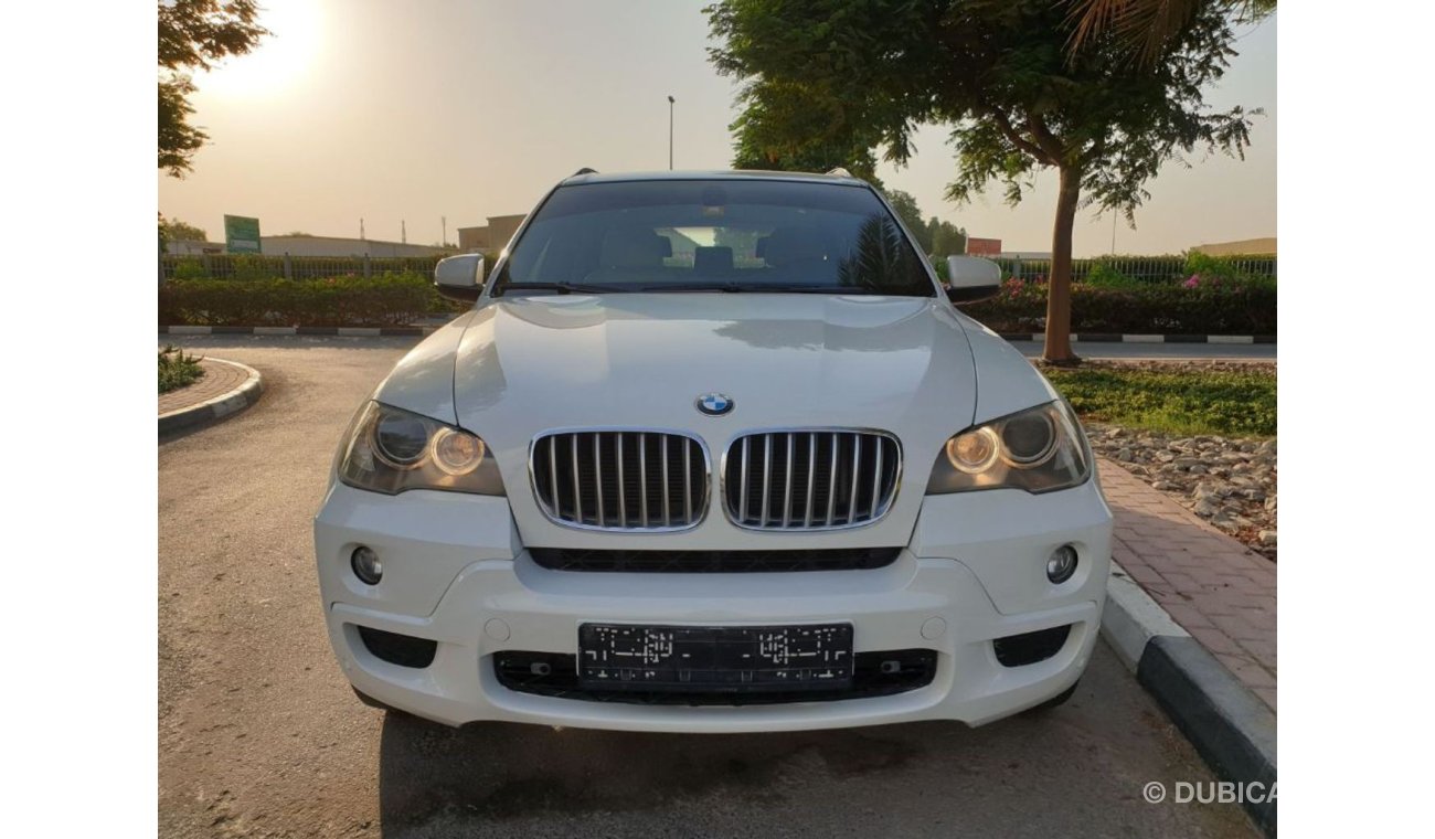 BMW X5 XDrive 30i - ///MKit - GCC - immaculate Condition