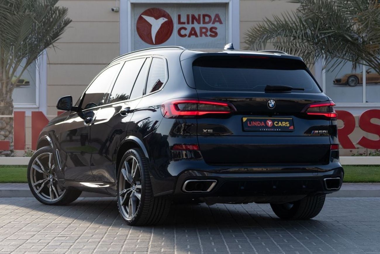 BMW X5 M50i 4.4L BMW X5 M50i M-Sport 2021 GCC under Agency Warranty with Flexible Down-Payment.