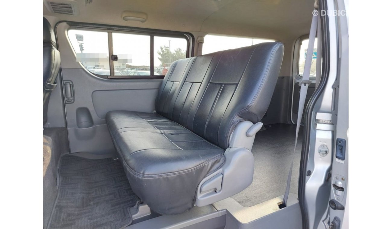 تويوتا هاياس TOYOTA HIACE VAN RIGHT HAND DRIVE(PM12342)