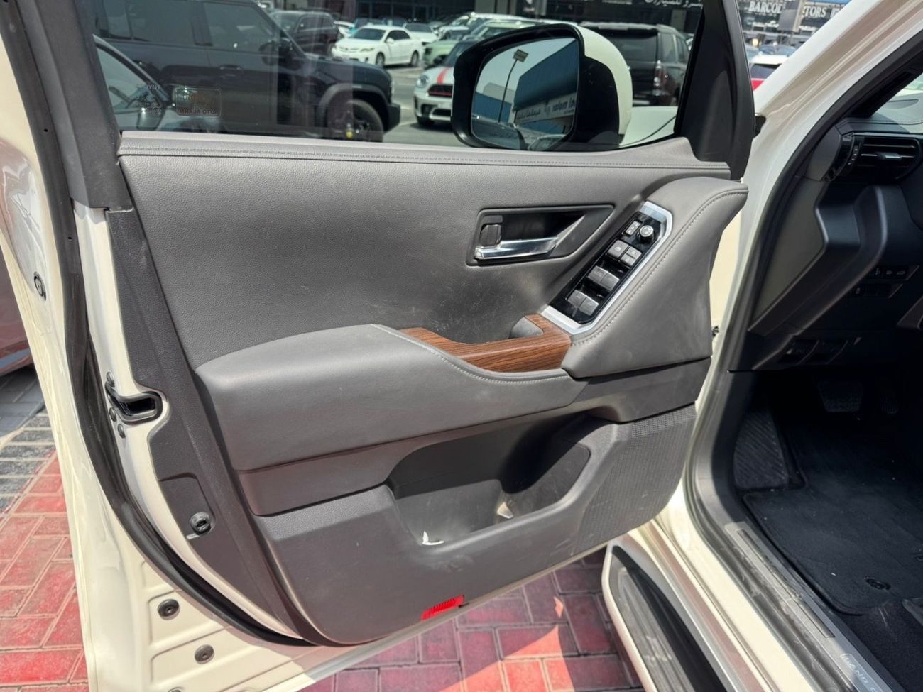 Toyota Land Cruiser GXR 4.0L